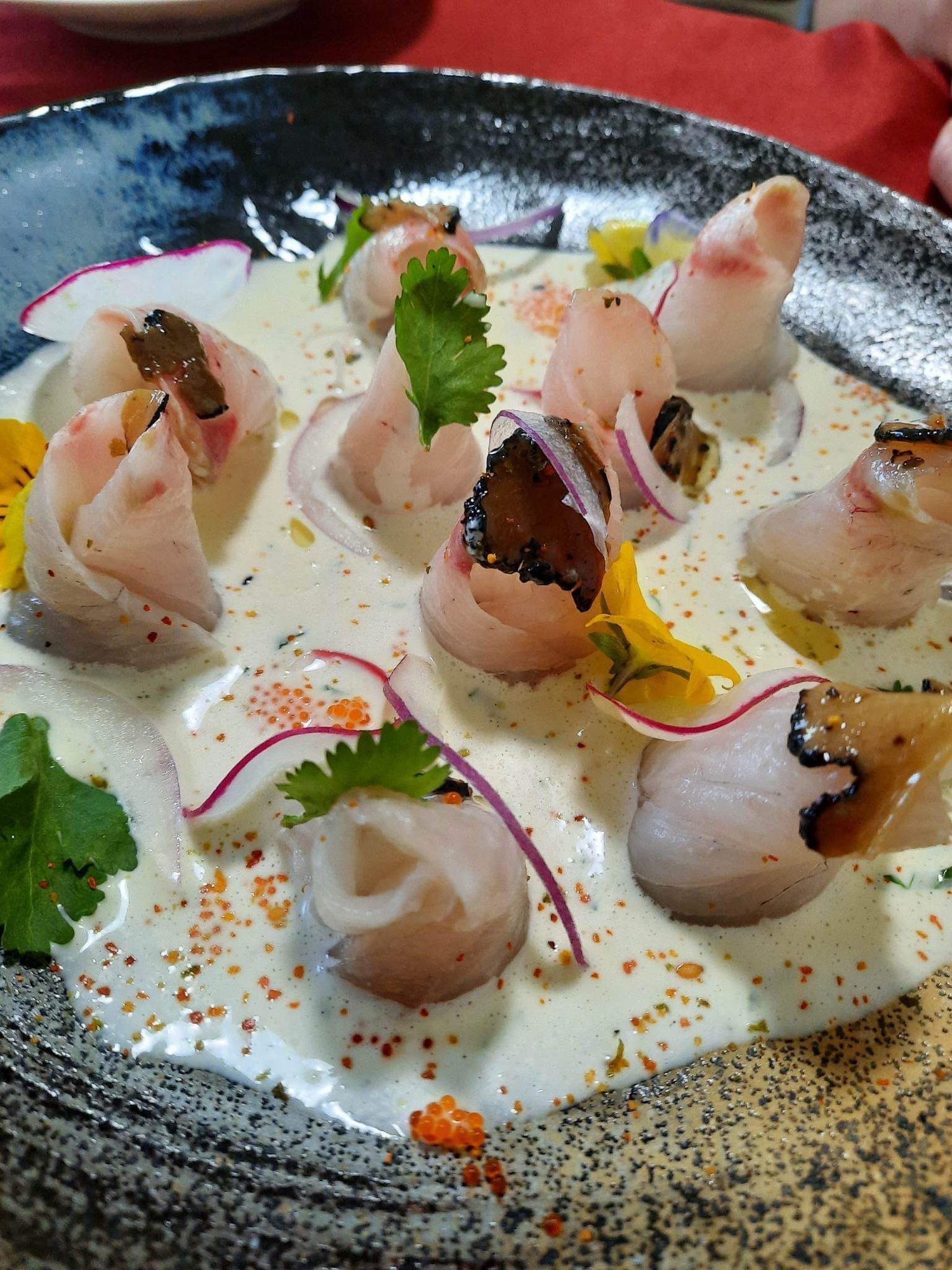 Tiradito trufado